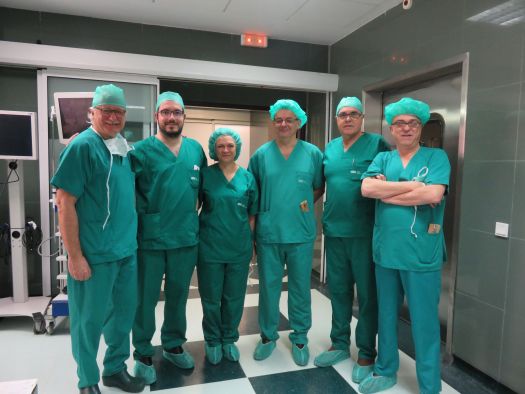 Grupo cirujanos participantes I jornada_3544