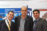 El Dr. Juan Carlos Mayagoitia autor de dos excelentes libros sobre Hernias de la Pared Abdominal, y fundador de la Sohah,  de la que es vicepresidente junto a los Drs. Erick Montilla de Venezuela  a  su derecha y Omar Carreño de Perú, que están acabando su periodo de Residencia, en la Unidad de Cirugía de Pared Abdominal que dirige el Dr. Fernando Carbonell Tatay en el Hospital Universitario y Politécnico La Fe, en Valencia, España.